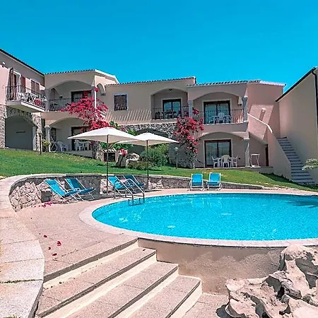 The Fantastic Residenza Badus 2 Bedroom Sleeps 6 Badesi