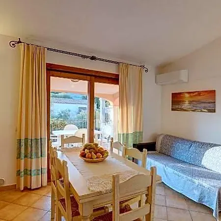 The Fantastic Residenza Badus 2 Bedroom Sleeps 6 Badesi